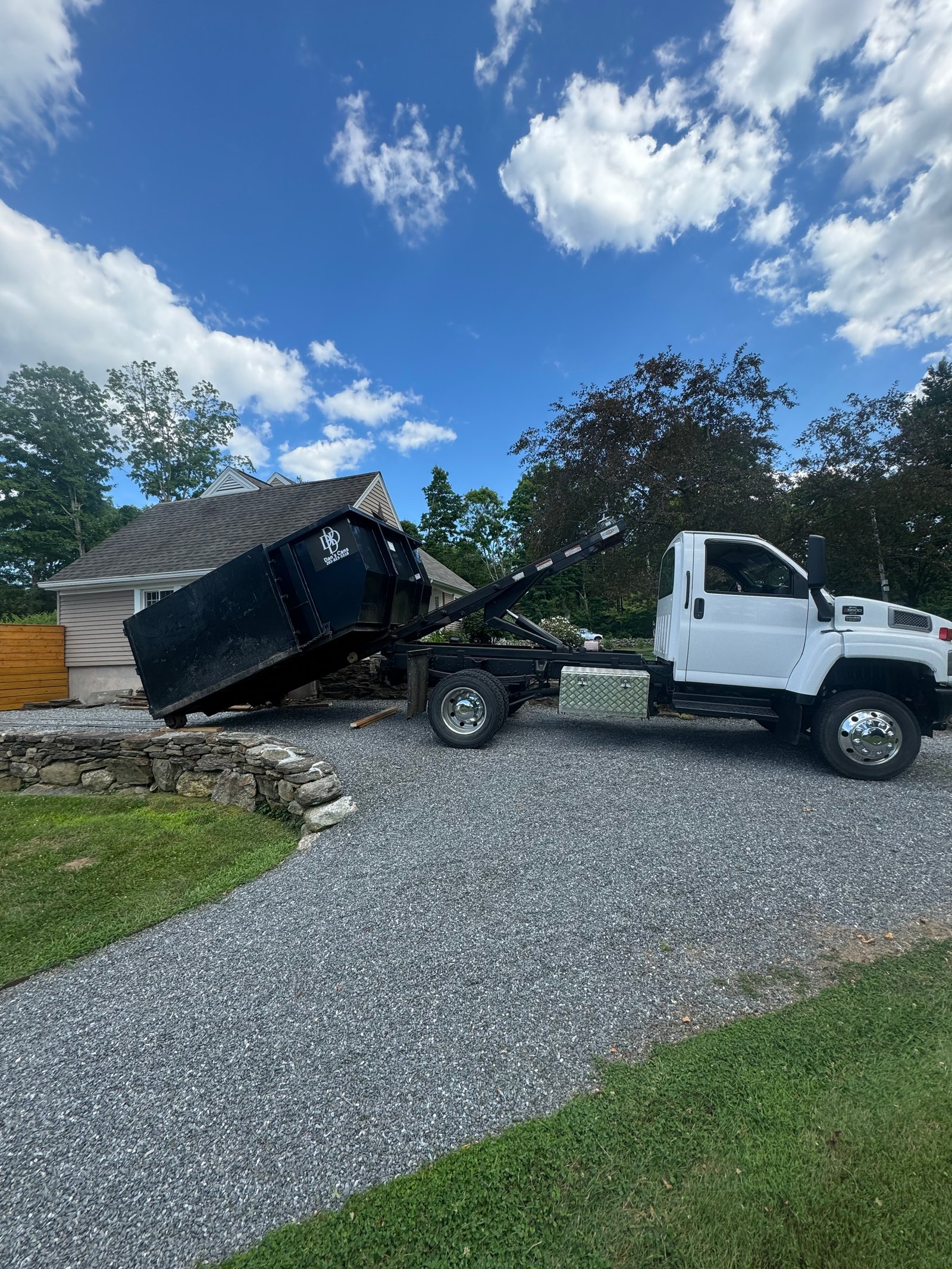 Connecticut construction cleanup with Dans Cans dumpster service